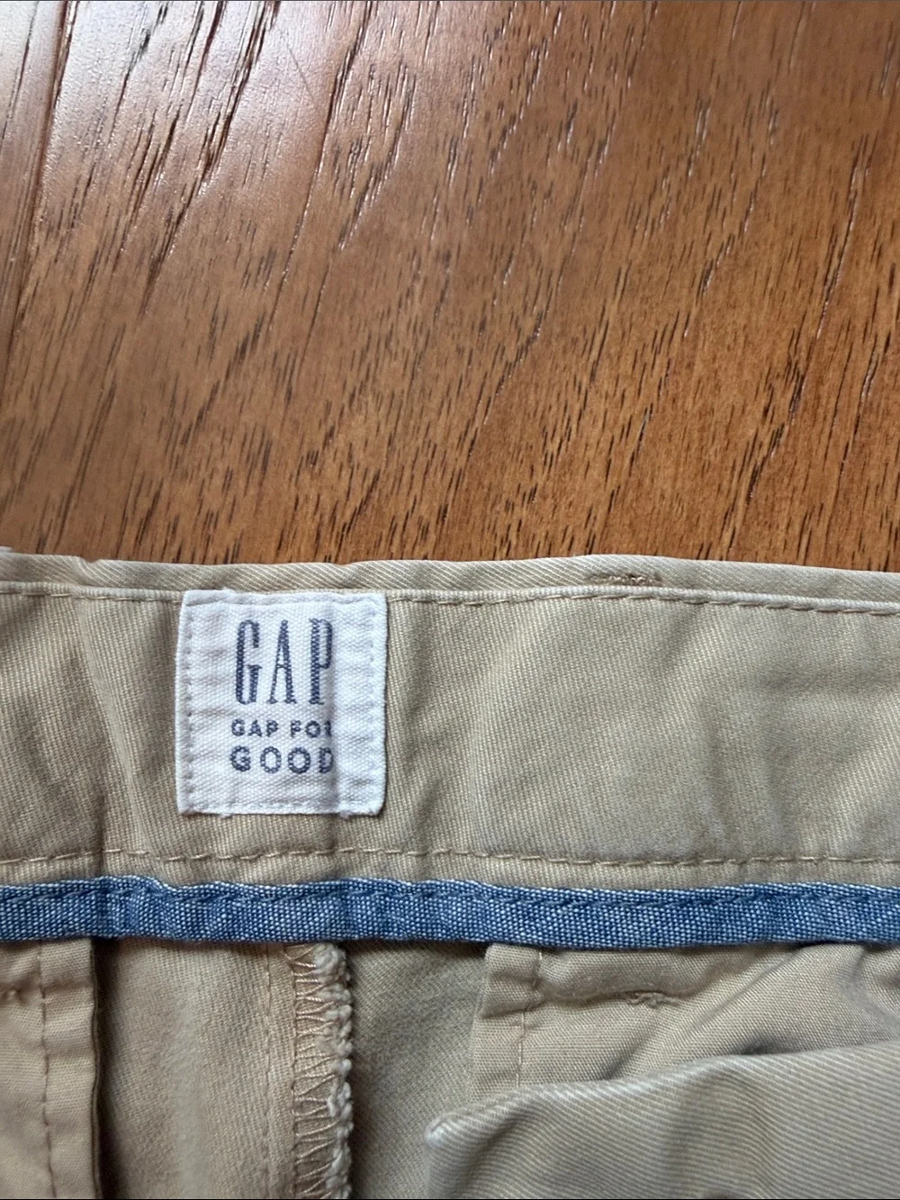 GAP Men's slim  Straight Chino Pants in Khaki Tan 32x32